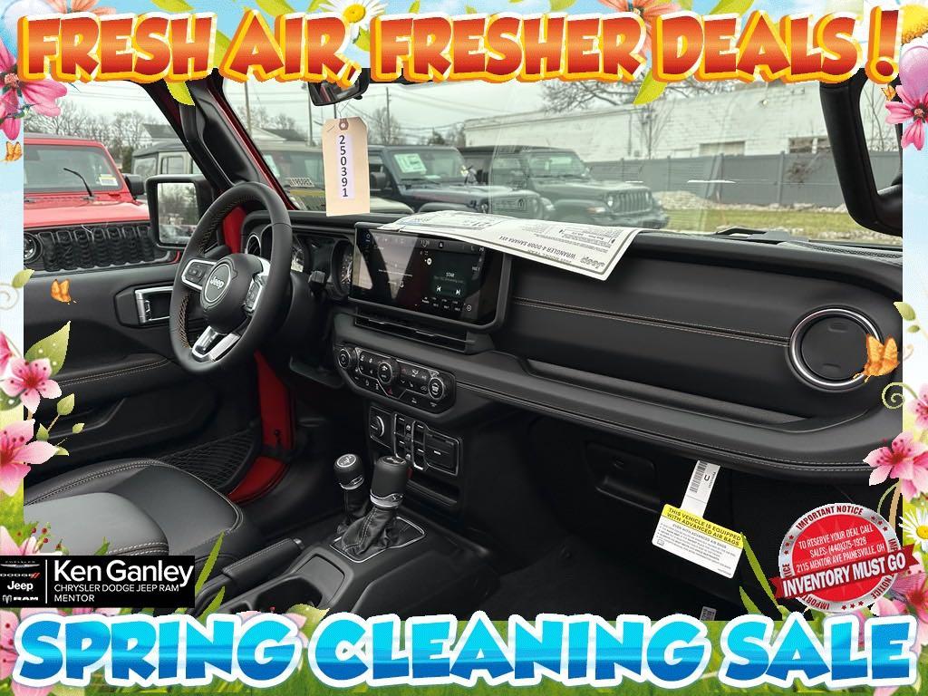 new 2025 Jeep Wrangler car, priced at $52,683
