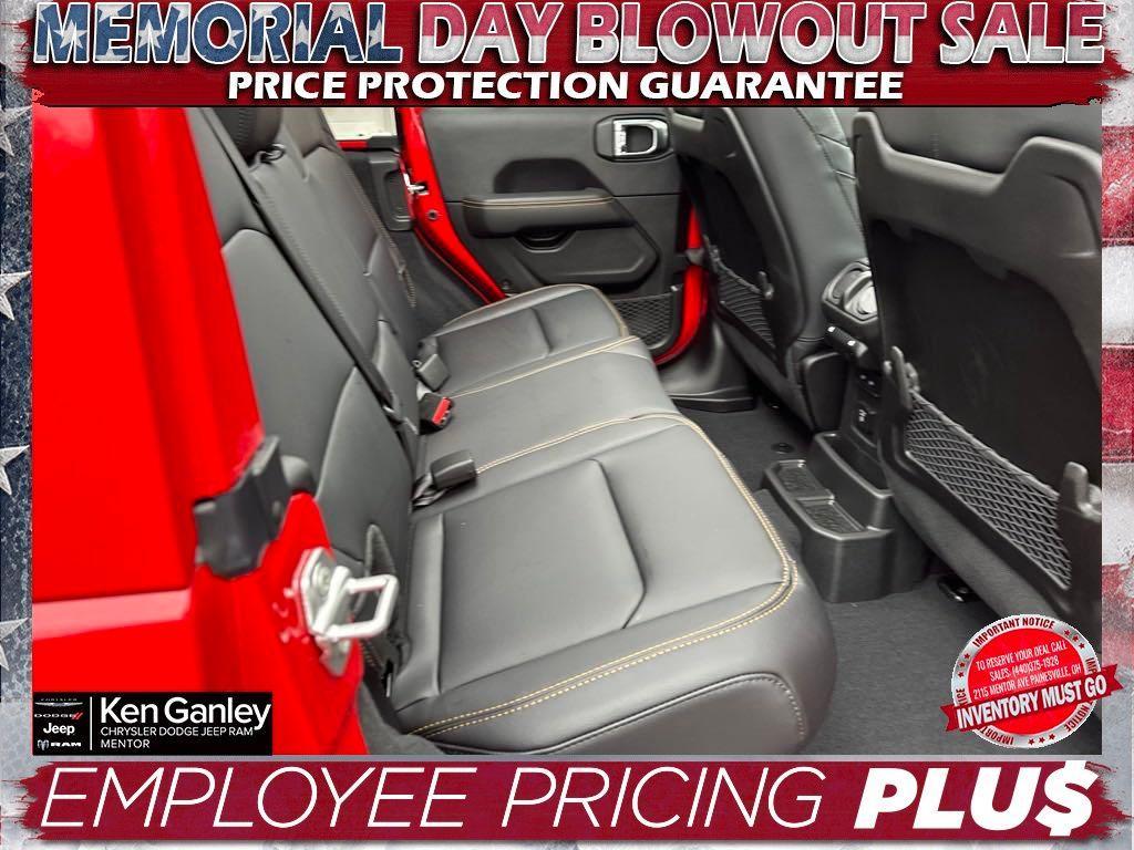 new 2025 Jeep Wrangler car, priced at $49,997