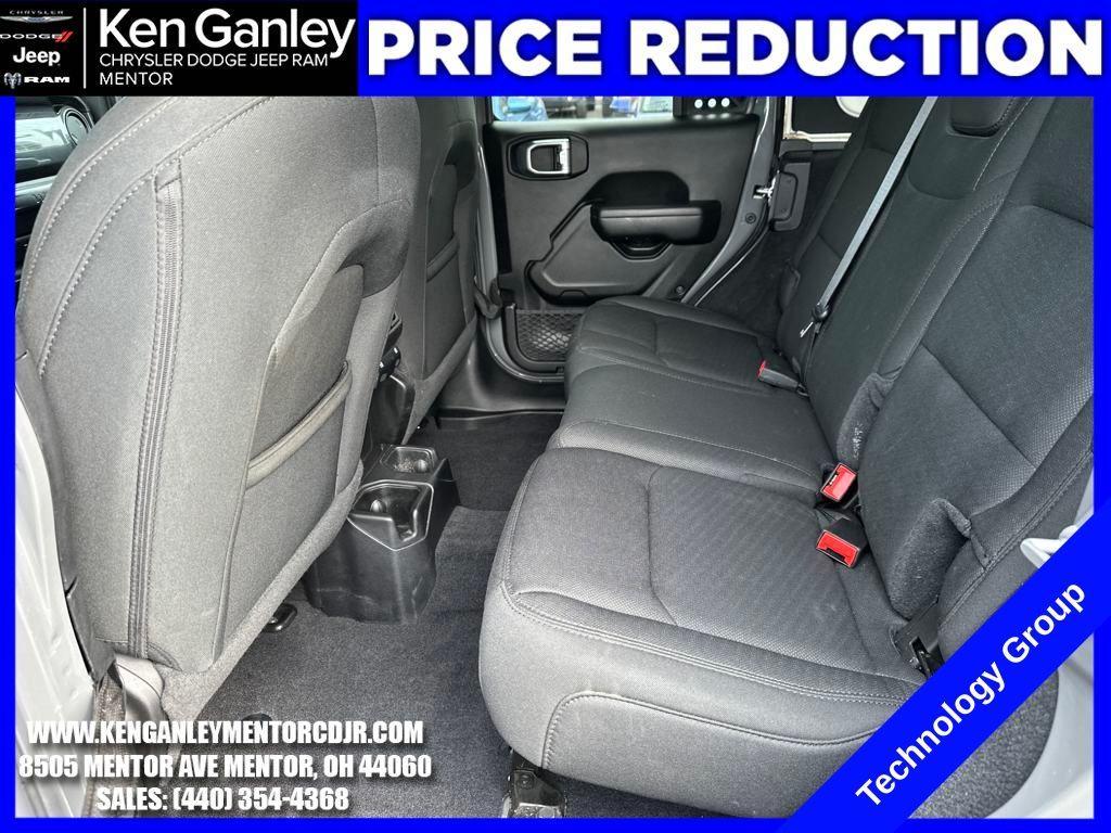 used 2020 Jeep Wrangler Unlimited car, priced at $27,900