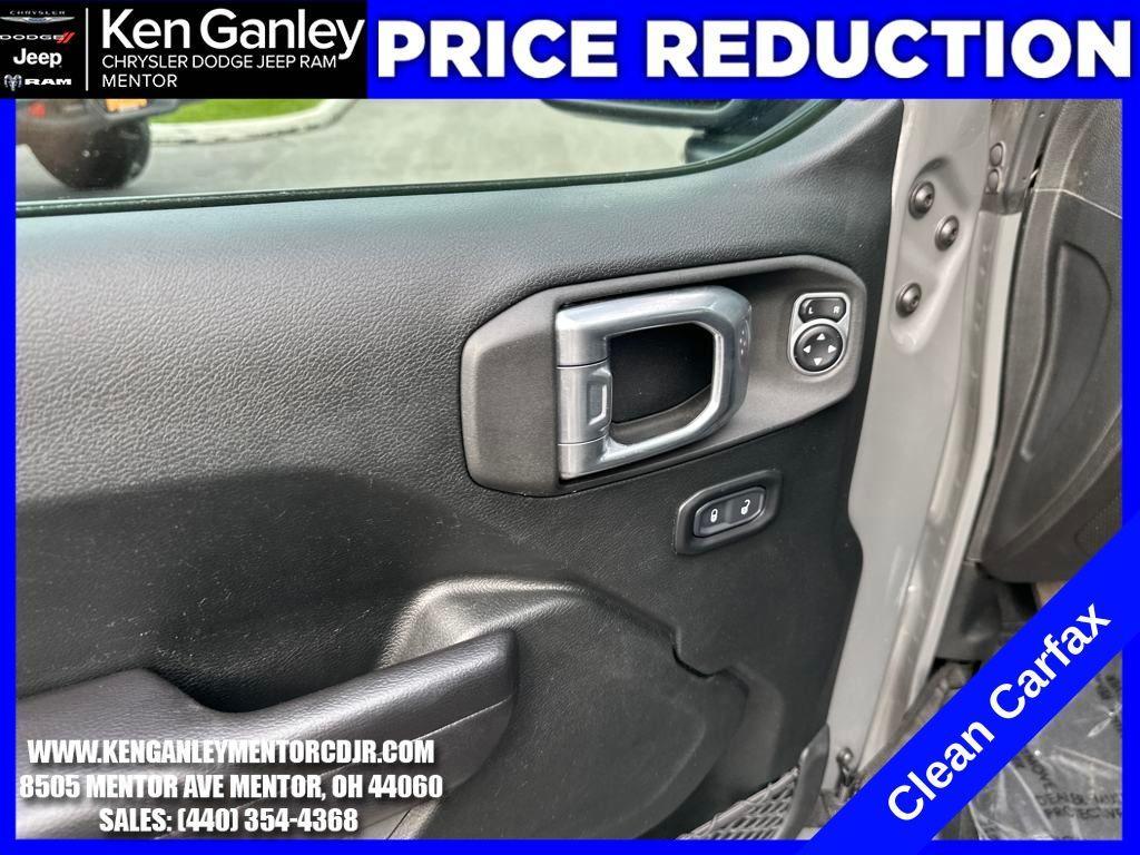 used 2020 Jeep Wrangler Unlimited car, priced at $27,900