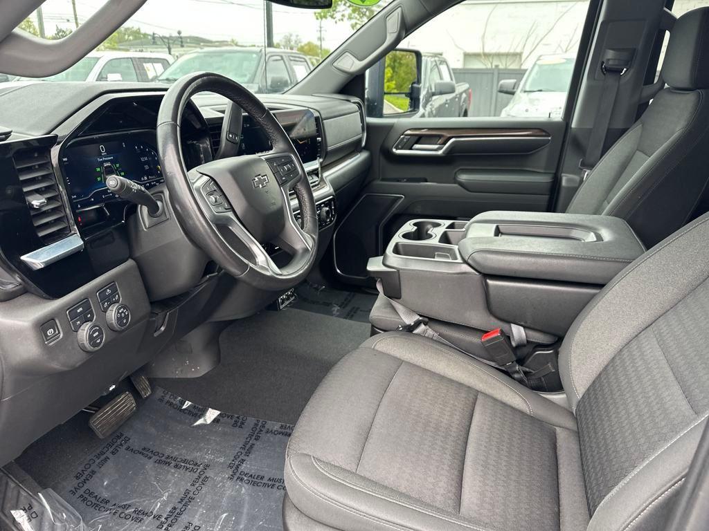 used 2022 Chevrolet Silverado 1500 car, priced at $43,900