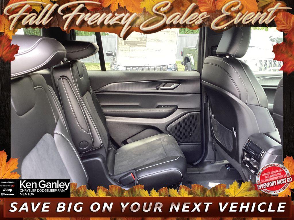 new 2025 Jeep Grand Cherokee L car, priced at $41,557