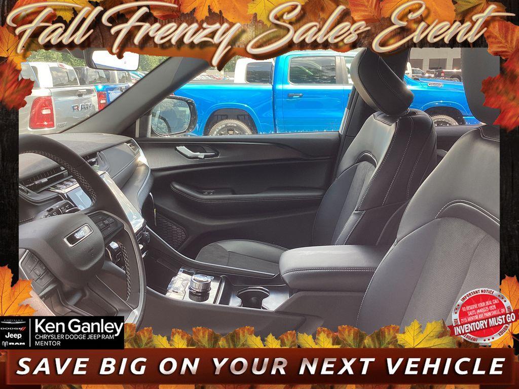 new 2025 Jeep Grand Cherokee L car, priced at $41,557