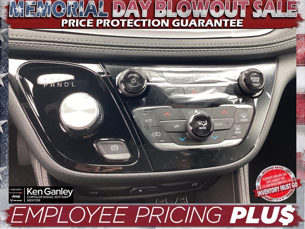 new 2025 Chrysler Pacifica car, priced at $56,229