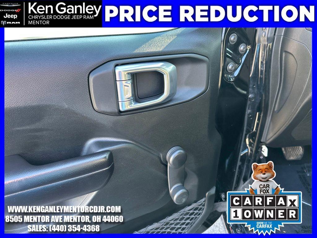 used 2021 Jeep Gladiator car, priced at $26,500