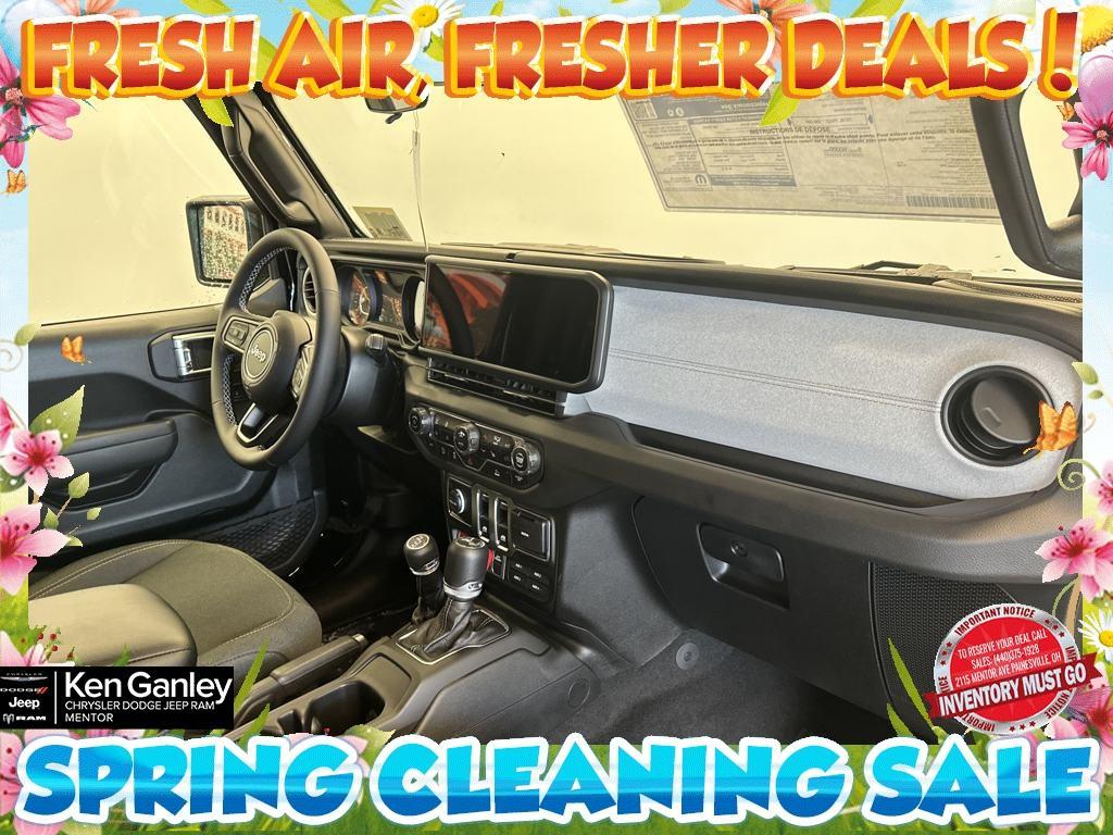 new 2025 Jeep Wrangler car, priced at $40,211