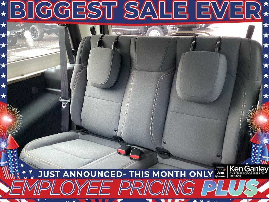 new 2025 Jeep Wrangler car, priced at $32,945