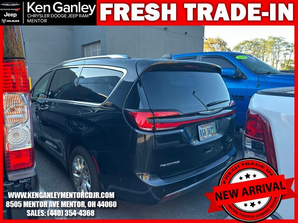 used 2021 Chrysler Pacifica car, priced at $27,797