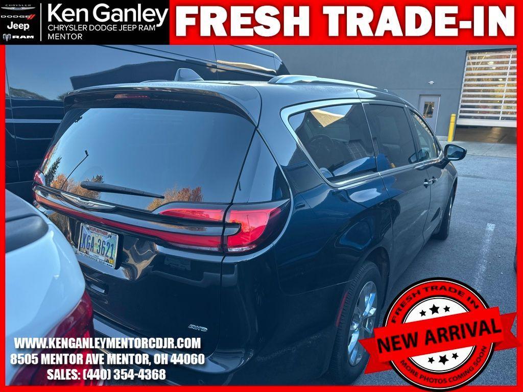 used 2021 Chrysler Pacifica car, priced at $27,797