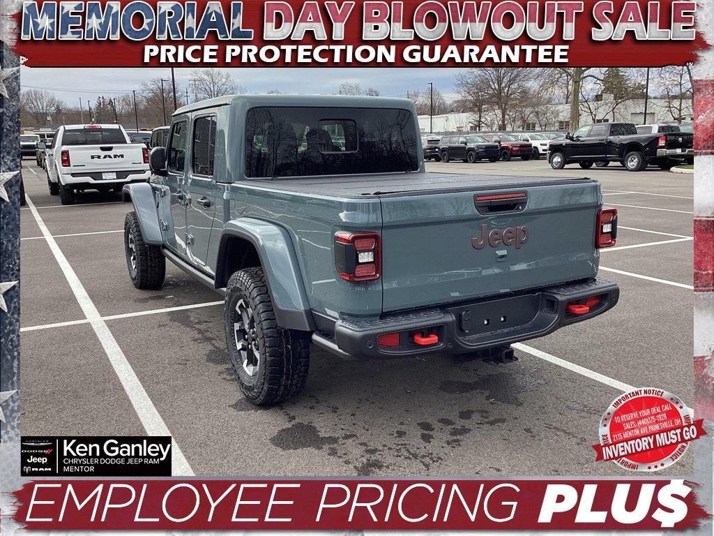 new 2025 Jeep Gladiator car, priced at $53,270