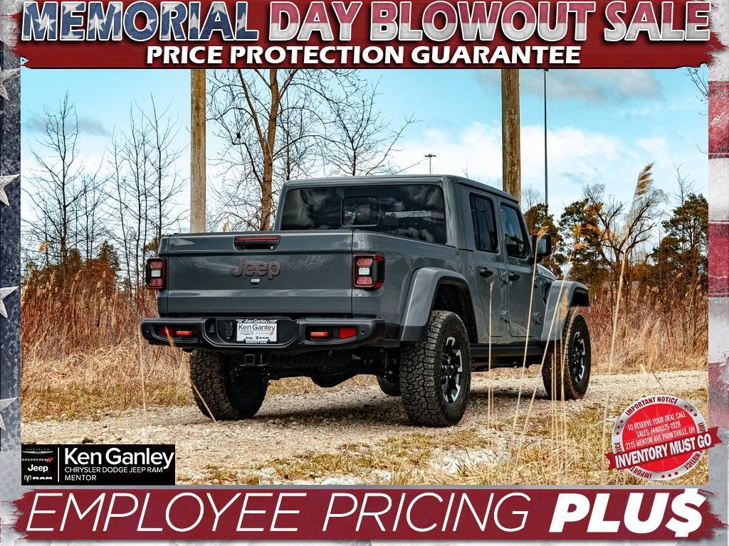 new 2025 Jeep Gladiator car, priced at $53,270