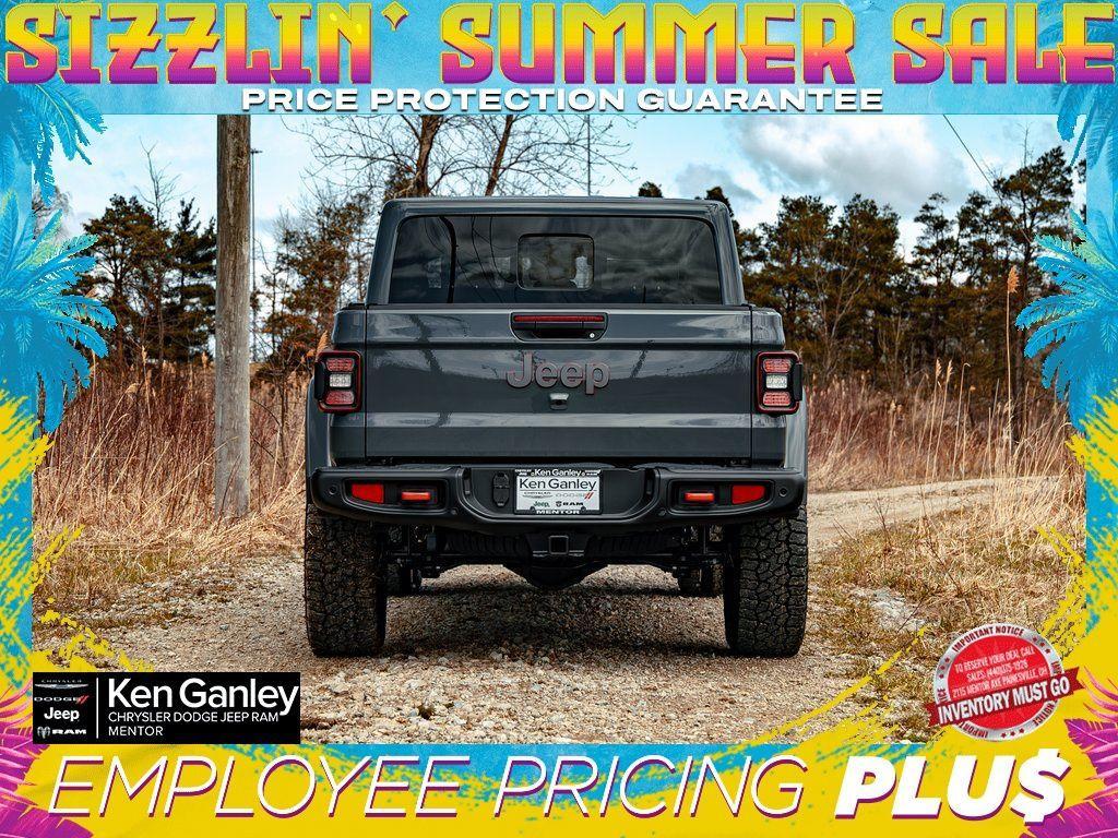 new 2025 Jeep Gladiator car, priced at $58,460