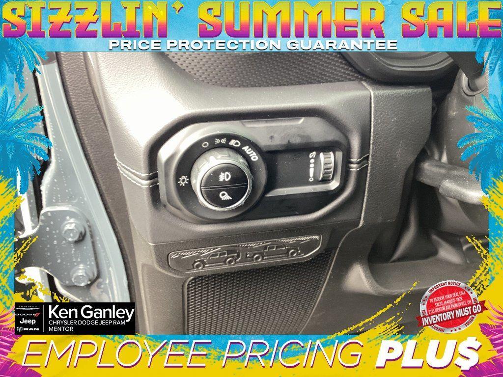 new 2025 Jeep Gladiator car, priced at $58,460