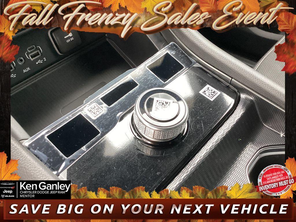 new 2025 Jeep Grand Cherokee car, priced at $42,069