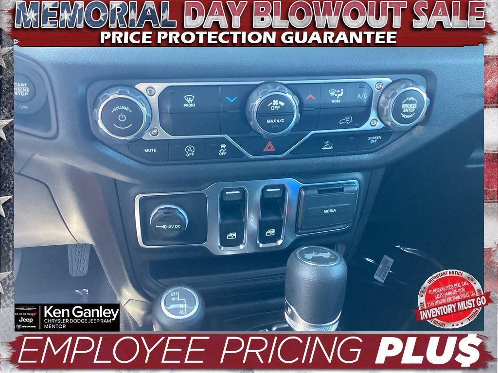 new 2025 Jeep Wrangler car, priced at $39,995