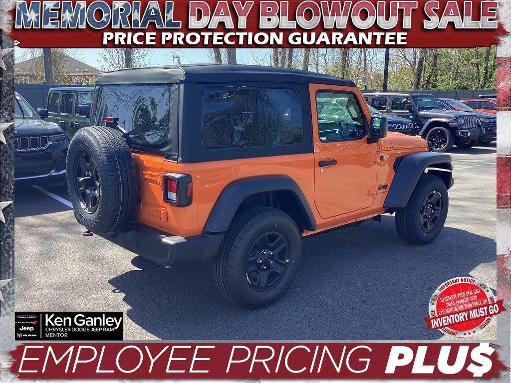 new 2025 Jeep Wrangler car, priced at $39,995