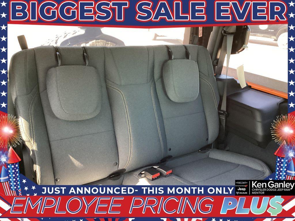 new 2025 Jeep Wrangler car, priced at $41,995