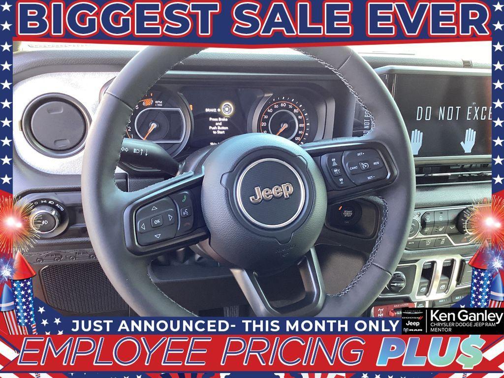 new 2025 Jeep Wrangler car, priced at $41,995