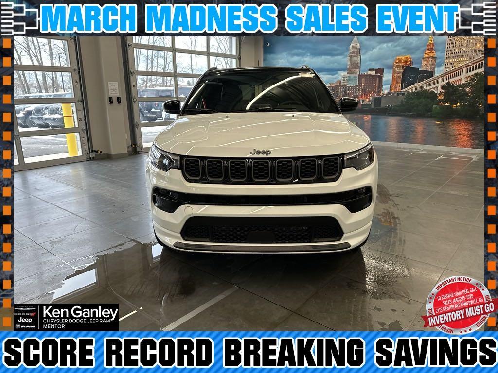 new 2025 Jeep Compass car, priced at $33,010