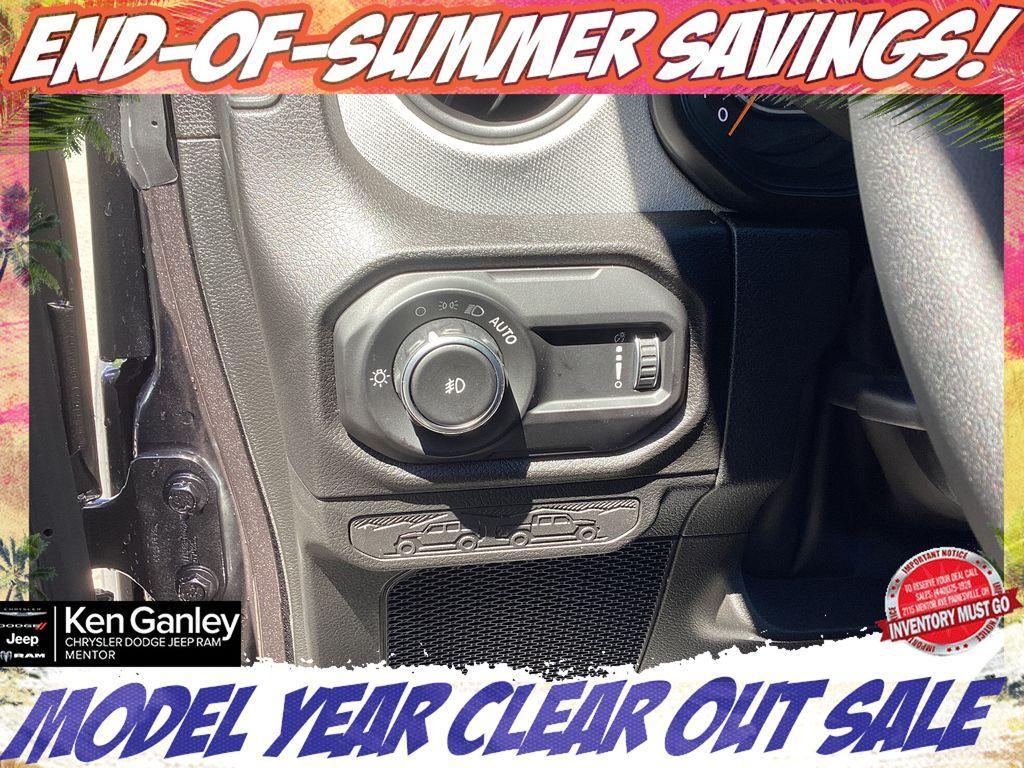 new 2025 Jeep Wrangler car, priced at $48,083