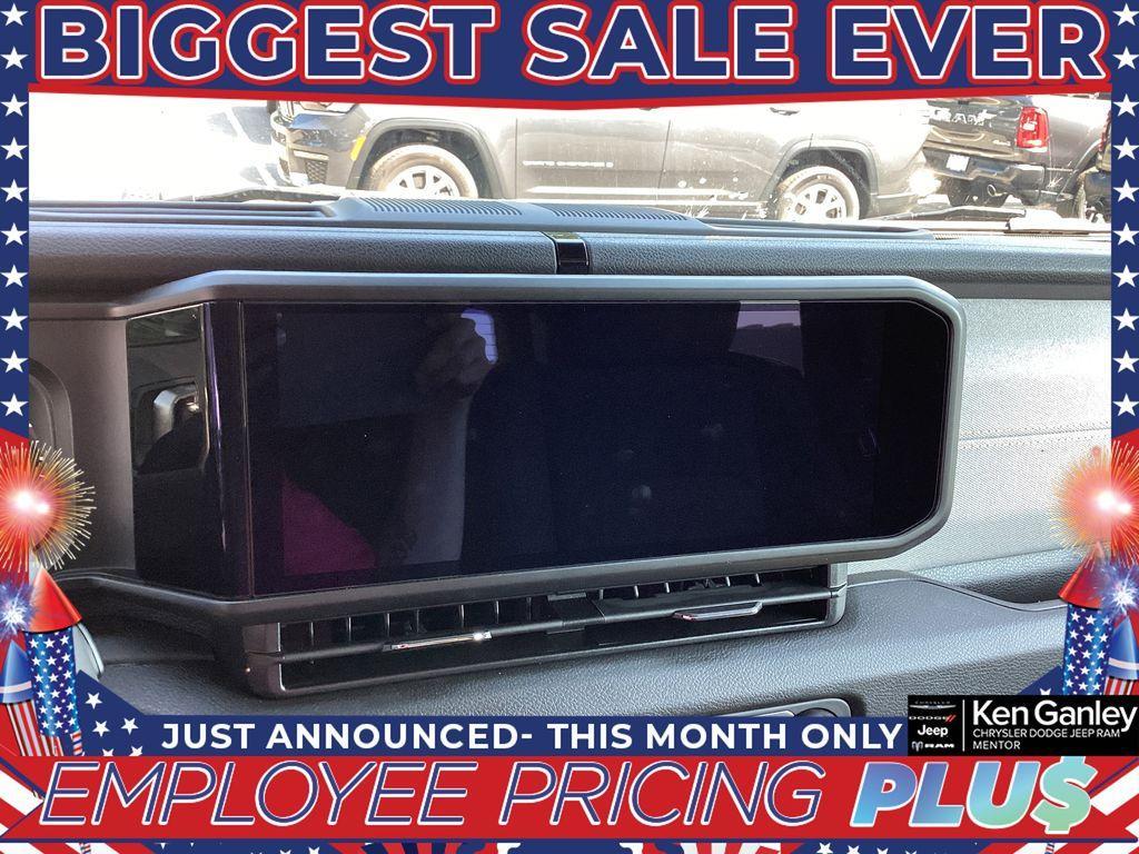 new 2025 Jeep Wrangler car, priced at $43,490