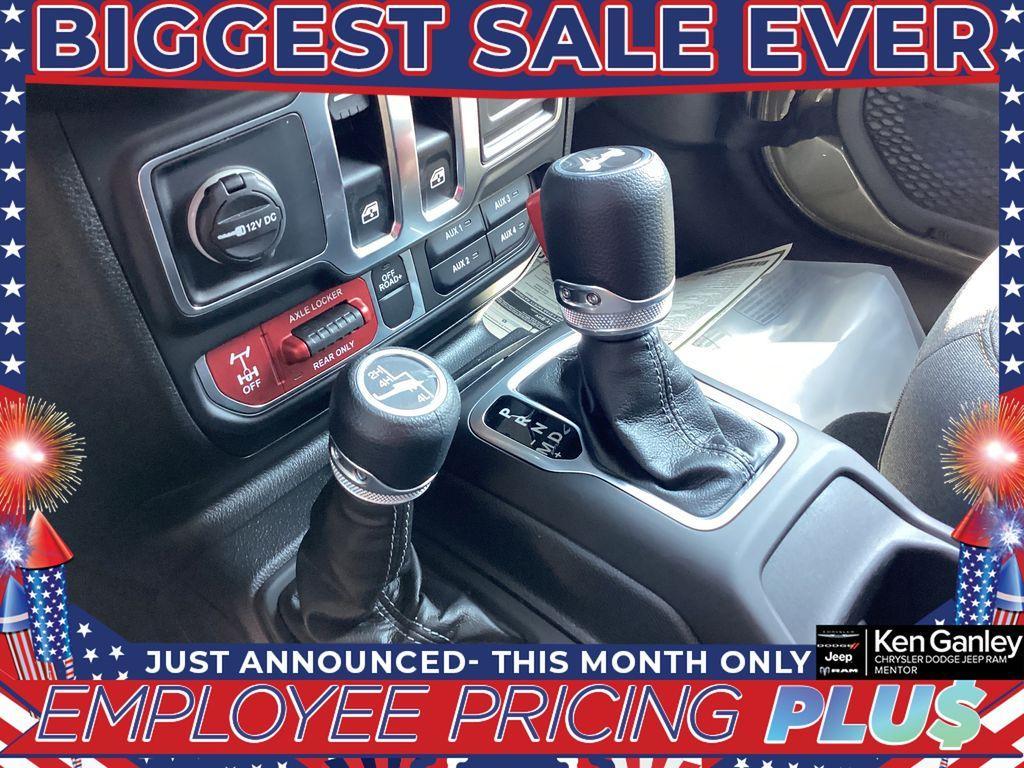 new 2025 Jeep Wrangler car, priced at $43,490