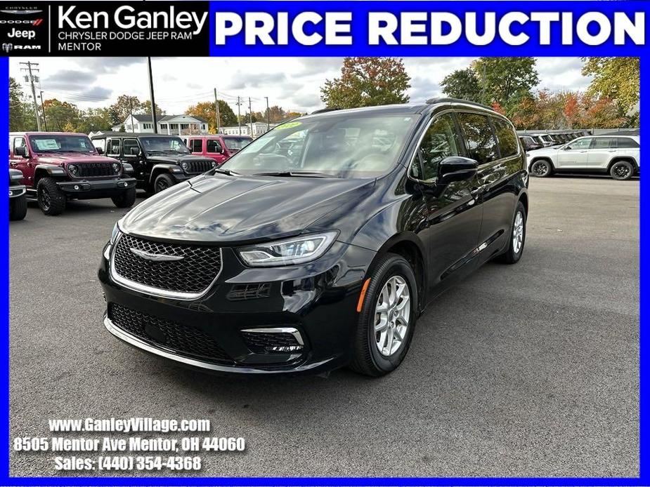 used 2022 Chrysler Pacifica car, priced at $25,900