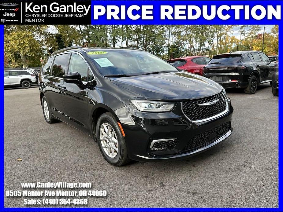 used 2022 Chrysler Pacifica car, priced at $25,900