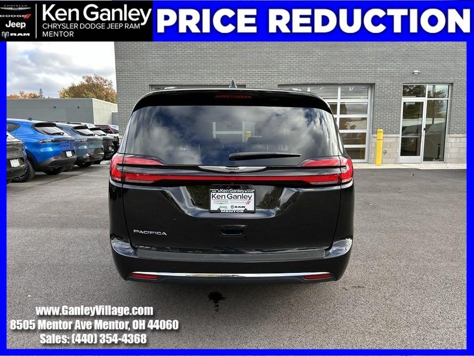 used 2022 Chrysler Pacifica car, priced at $25,900