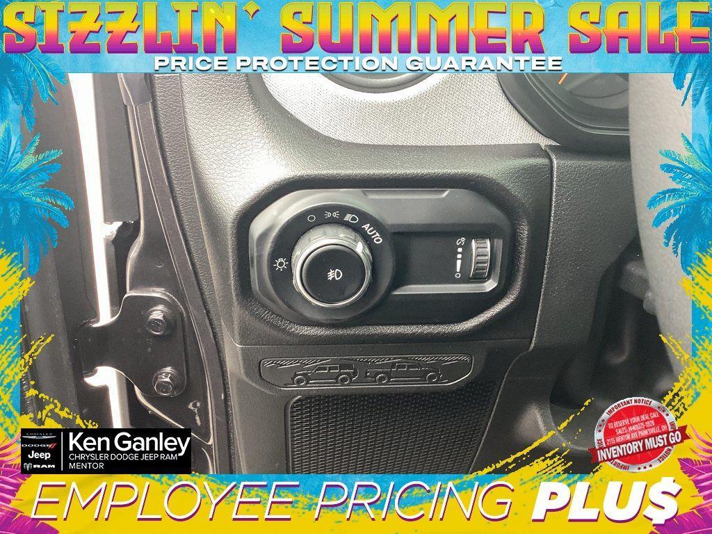 new 2025 Jeep Wrangler car, priced at $44,188