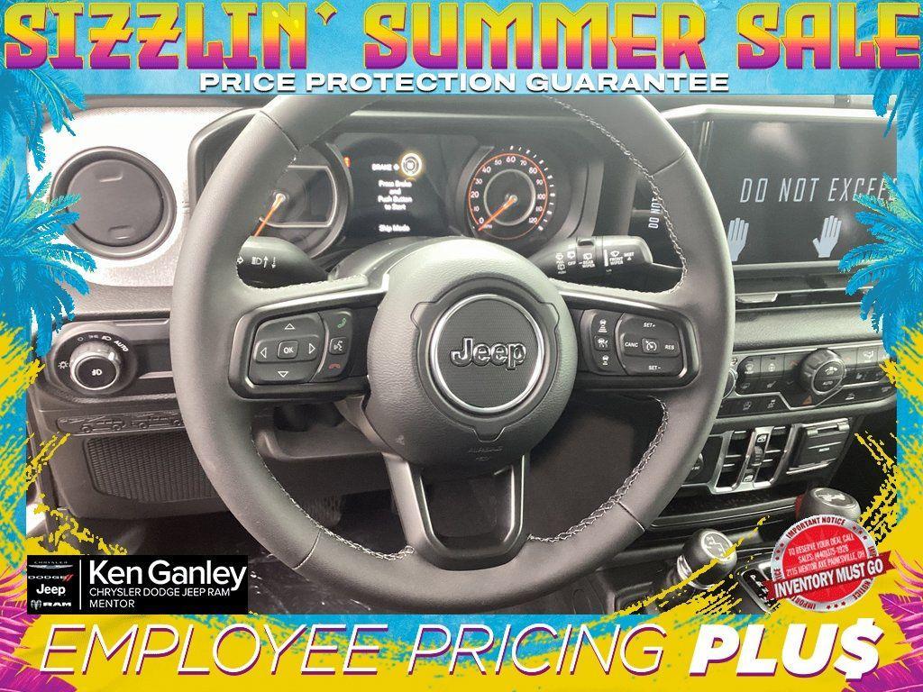 new 2025 Jeep Wrangler car, priced at $44,188