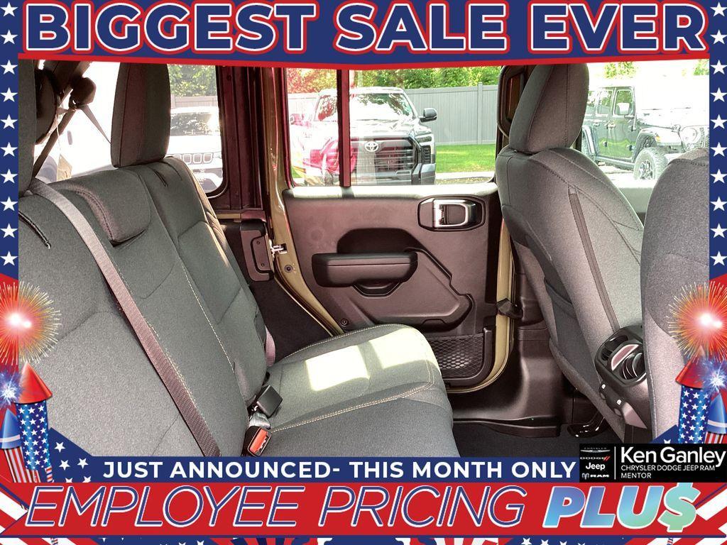 new 2025 Jeep Wrangler car, priced at $46,790