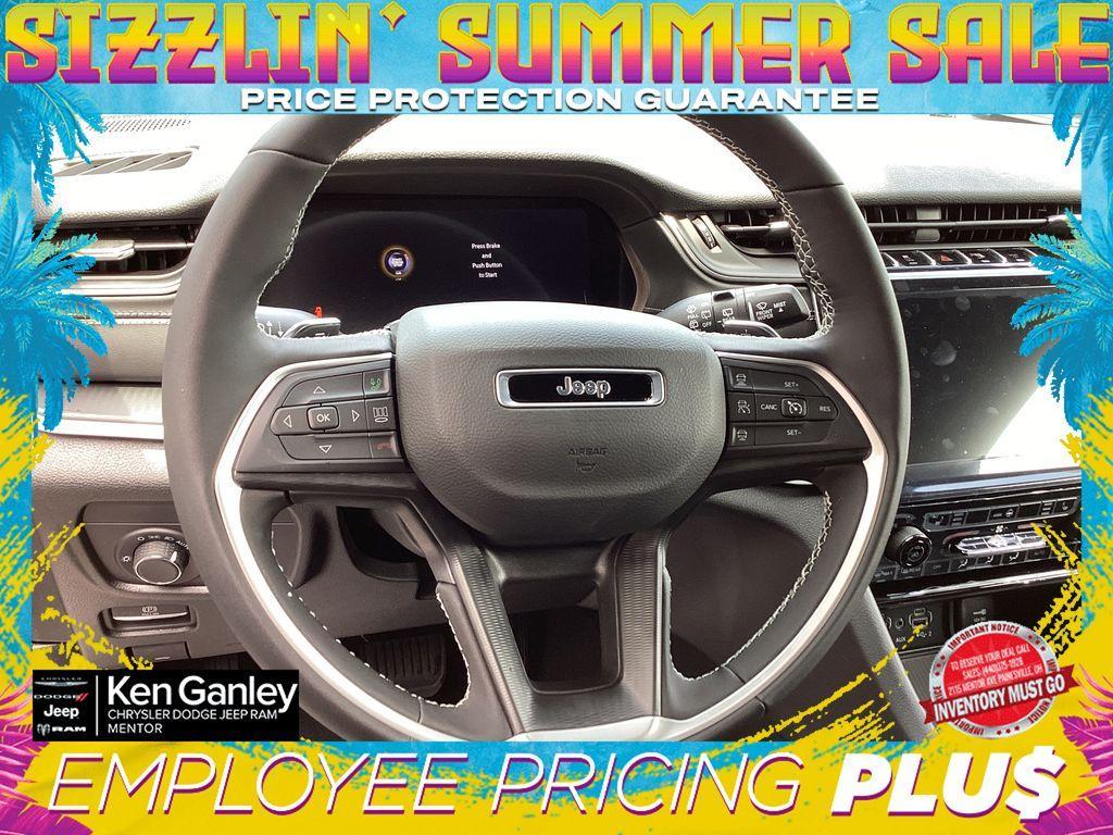 new 2025 Jeep Grand Cherokee car, priced at $38,814