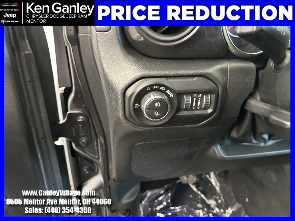 used 2022 Jeep Gladiator car, priced at $28,856