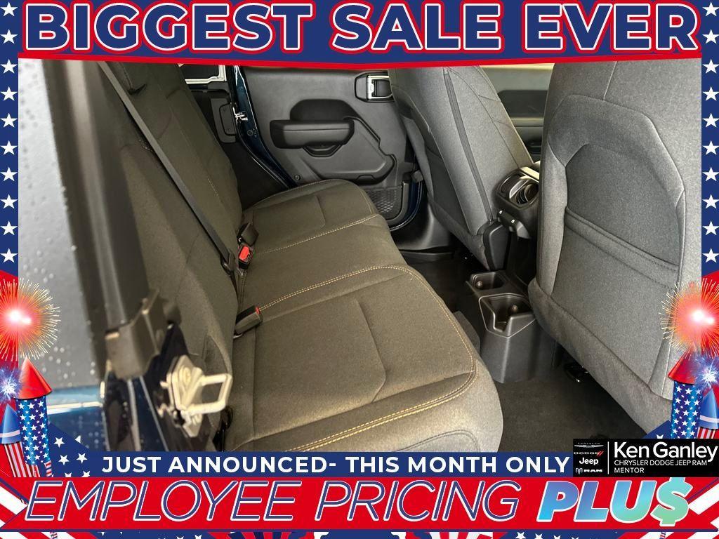 new 2025 Jeep Wrangler car, priced at $43,599