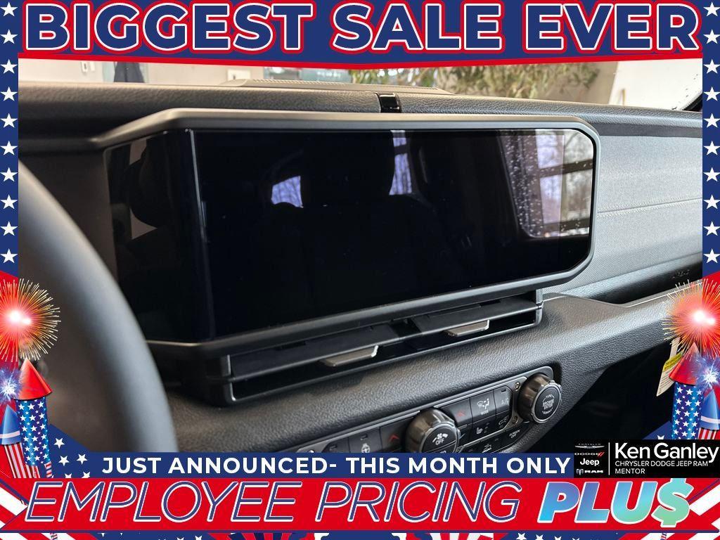 new 2025 Jeep Wrangler car, priced at $43,599