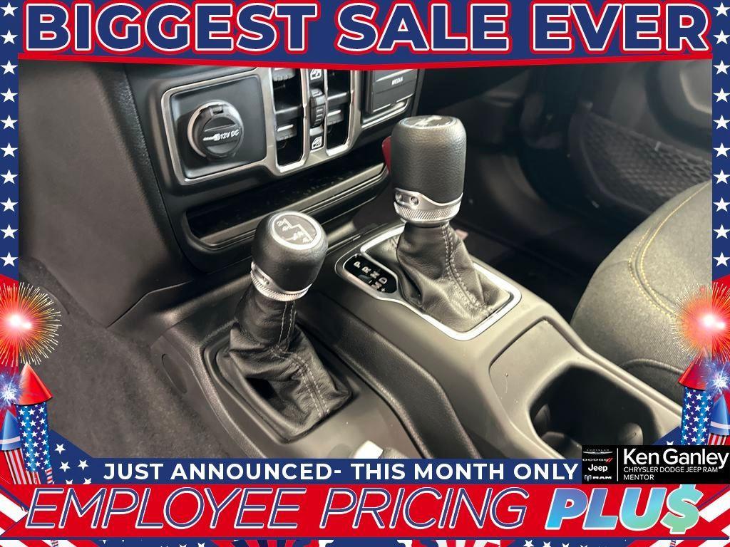 new 2025 Jeep Wrangler car, priced at $43,599