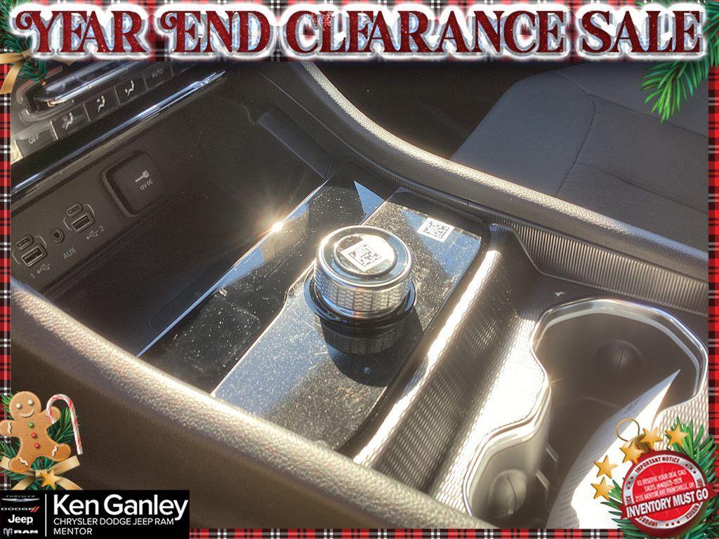 new 2025 Jeep Grand Cherokee L car, priced at $44,415