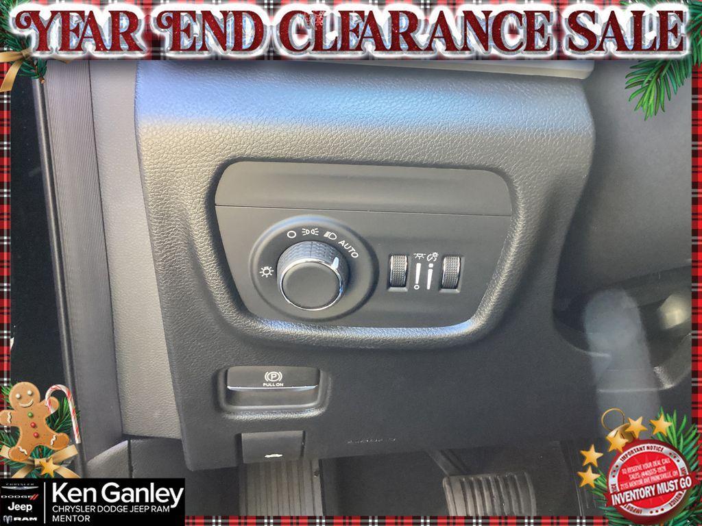 new 2025 Jeep Grand Cherokee L car, priced at $44,415