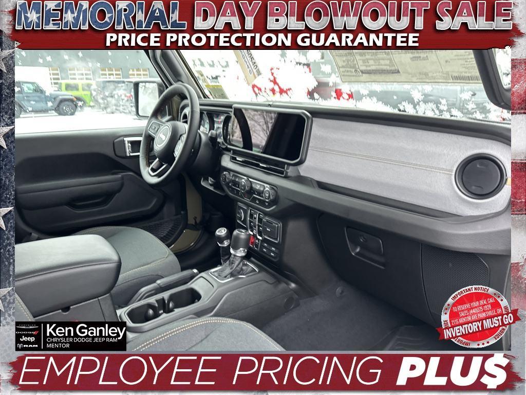 new 2025 Jeep Gladiator car, priced at $52,035