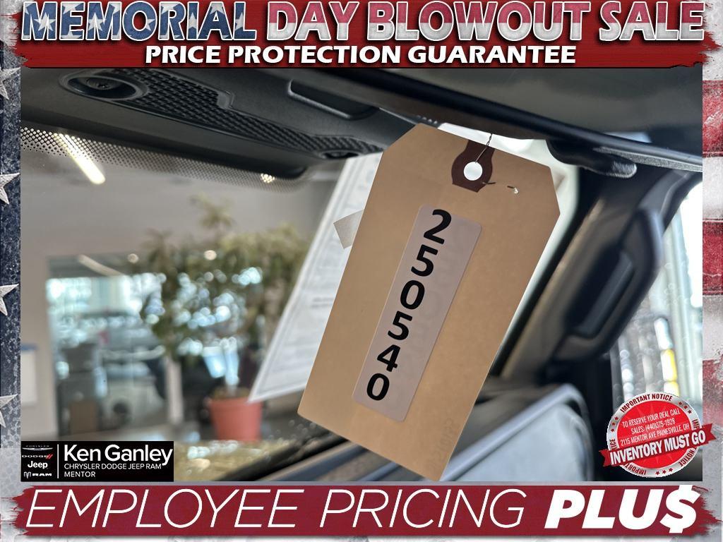 new 2025 Jeep Gladiator car, priced at $52,035