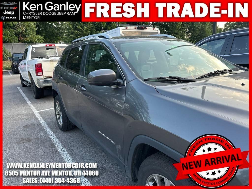 used 2019 Jeep Cherokee car, priced at $7,200