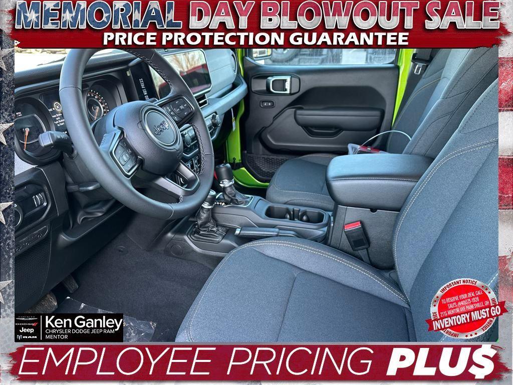 new 2025 Jeep Wrangler car, priced at $44,583