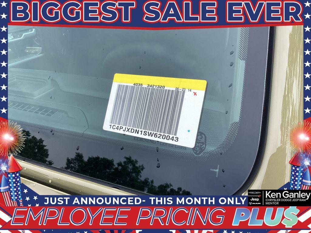 new 2025 Jeep Wrangler car, priced at $44,188