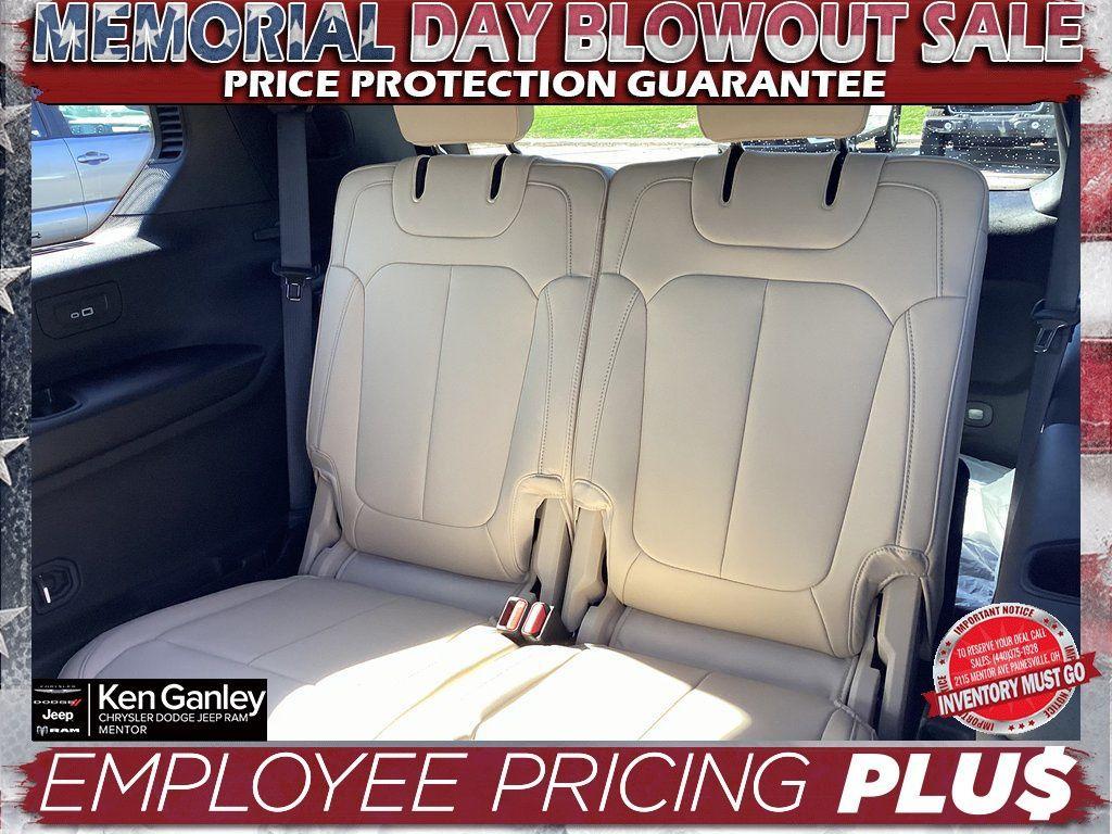 new 2025 Jeep Grand Cherokee L car, priced at $53,393