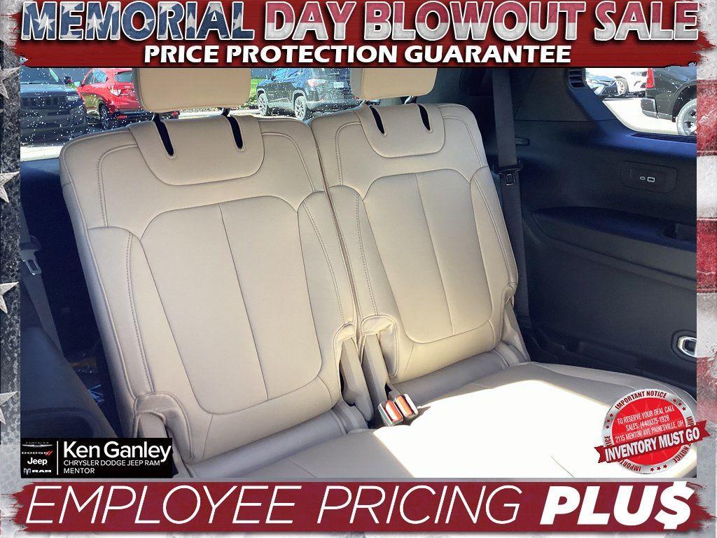 new 2025 Jeep Grand Cherokee L car, priced at $53,393