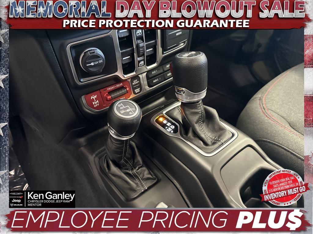 new 2025 Jeep Wrangler car, priced at $55,146