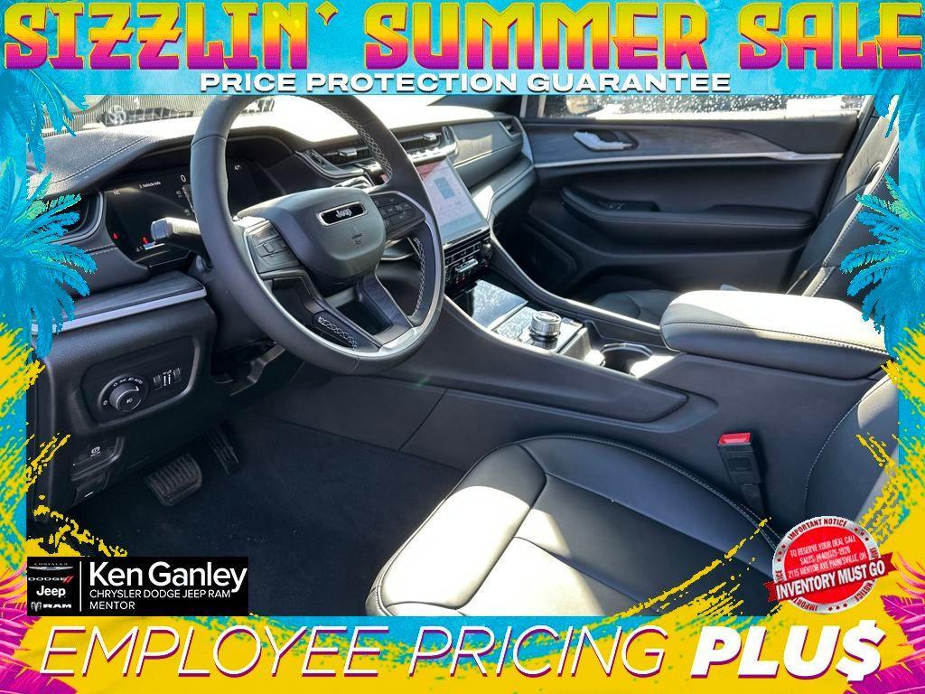 new 2025 Jeep Grand Cherokee car, priced at $41,986