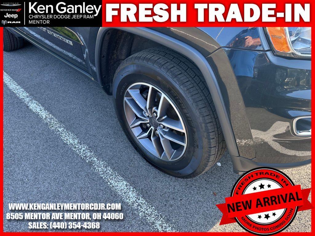 used 2020 Jeep Grand Cherokee car, priced at $13,900