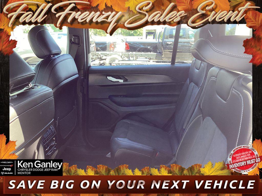 new 2025 Jeep Grand Cherokee L car, priced at $42,152